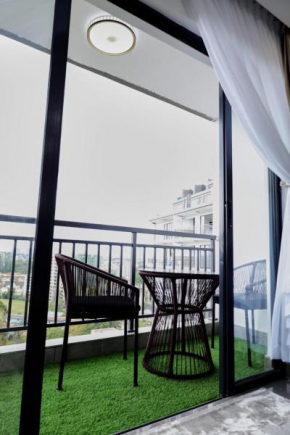 Alina Ridge Luxe Apartment
